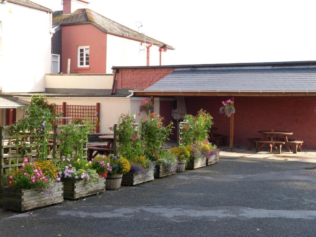The Railway Inn Galmpton Zewnętrze zdjęcie